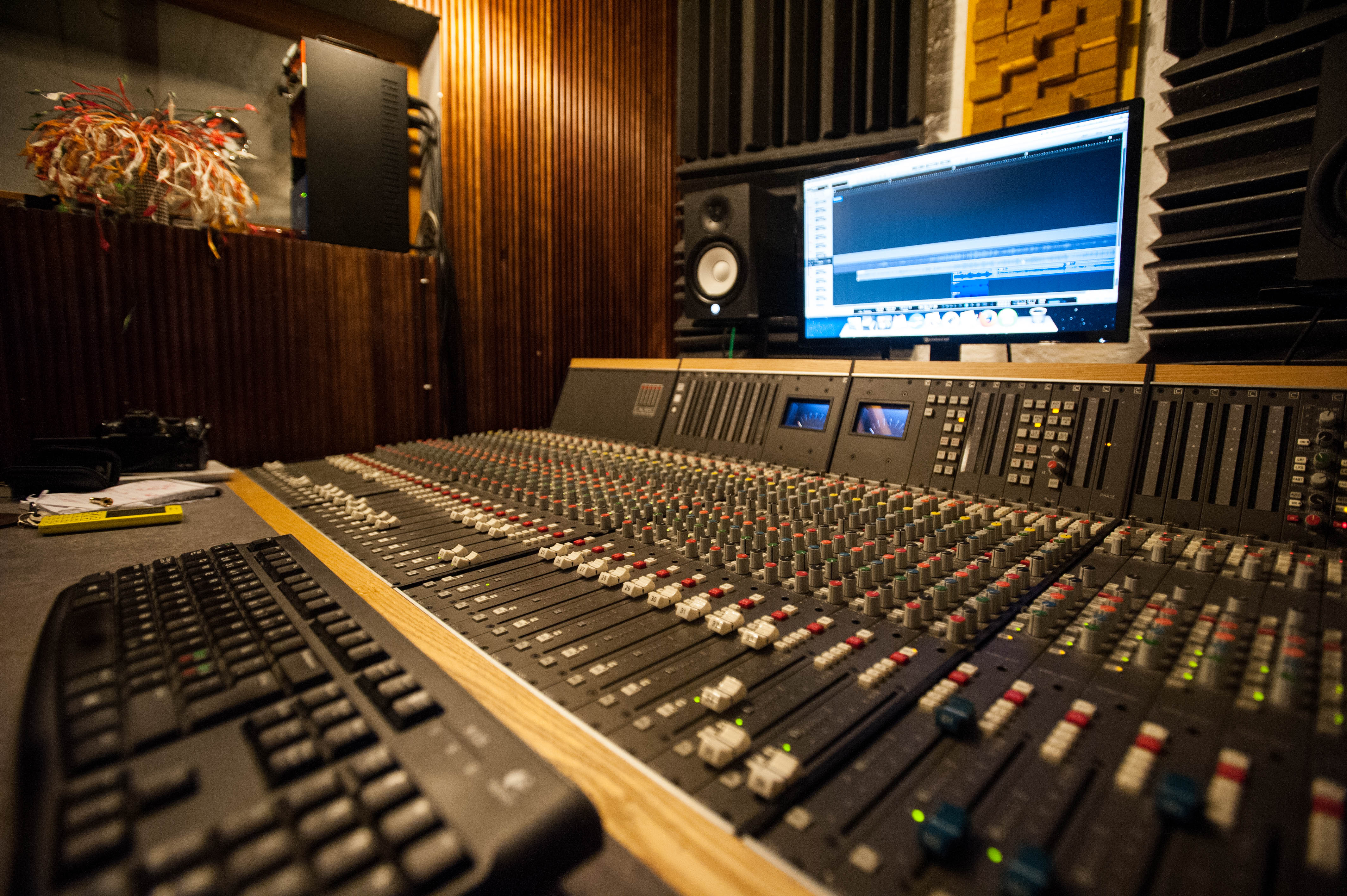 mastering tracks in garageband