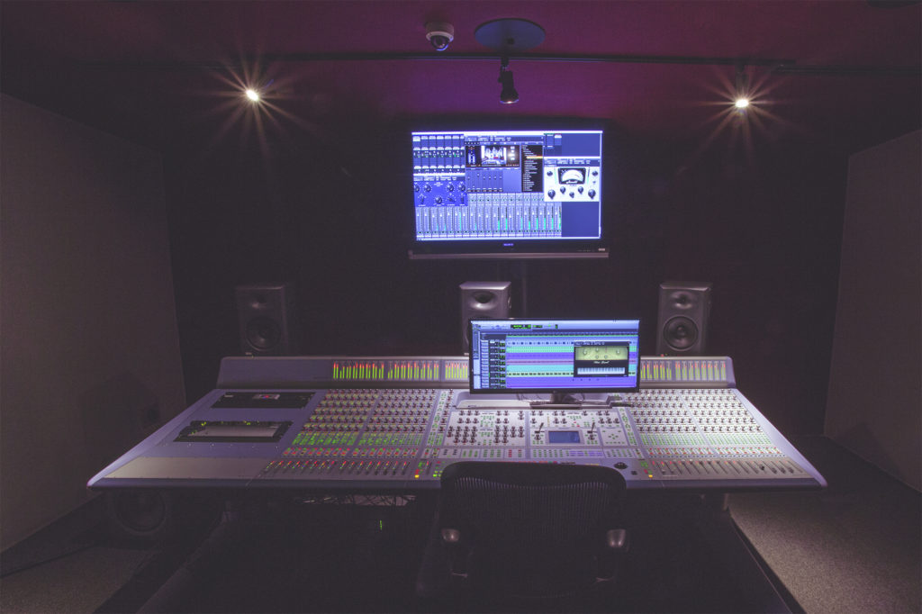 32-Fader_Avid_ICON_D-Control