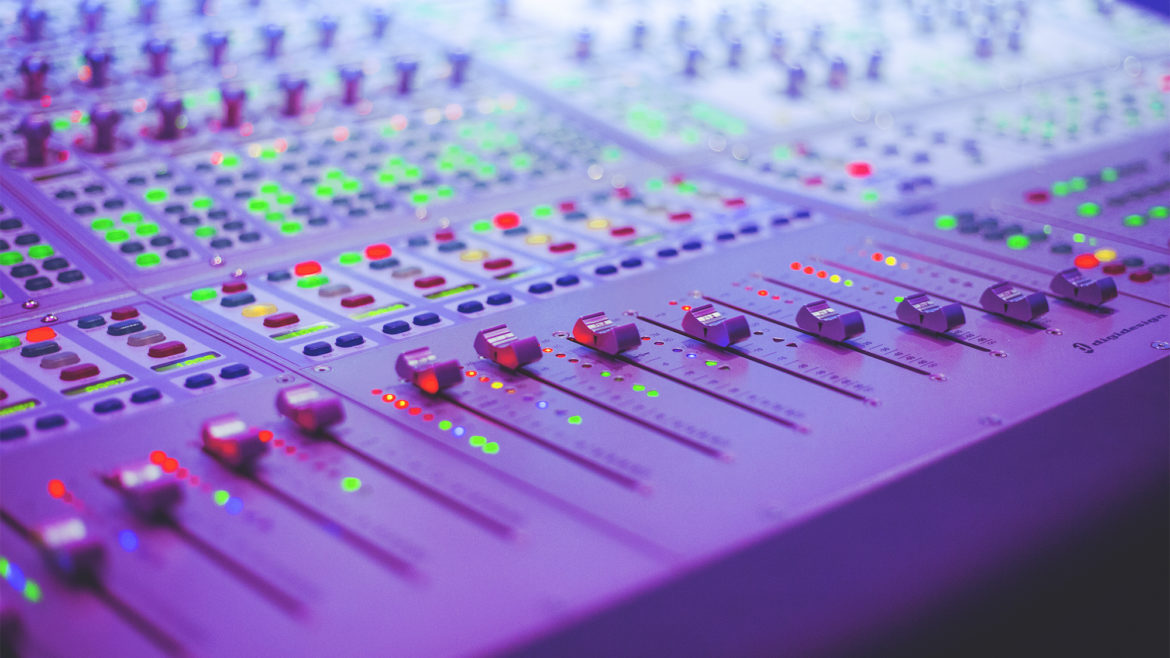 32-Fader_Avid_ICON_D-Control